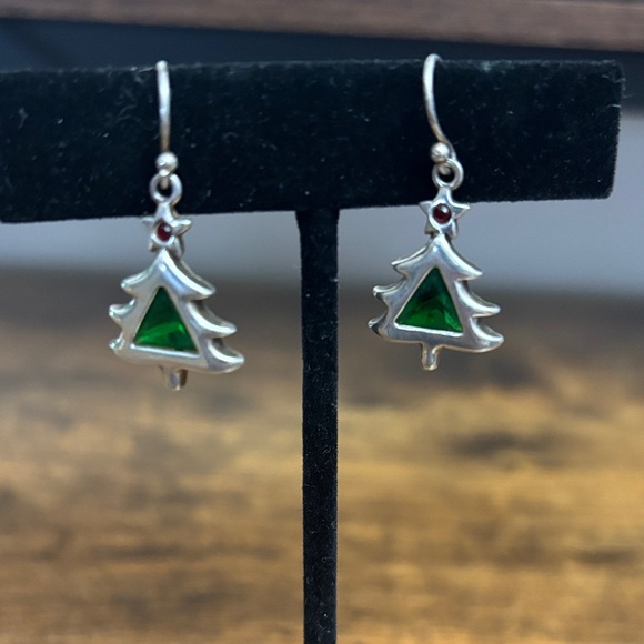 Silpada 925 Sterling Silver and Green Christmas Tree Earrings - Picture 1 of 3